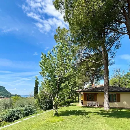 Casa Adriana Apartment Costermano