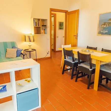Casa Adriana Lejlighed Costermano