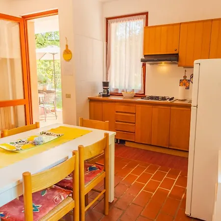 Casa Adriana Lejlighed Costermano